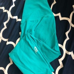 Teal ptula high compression leggings